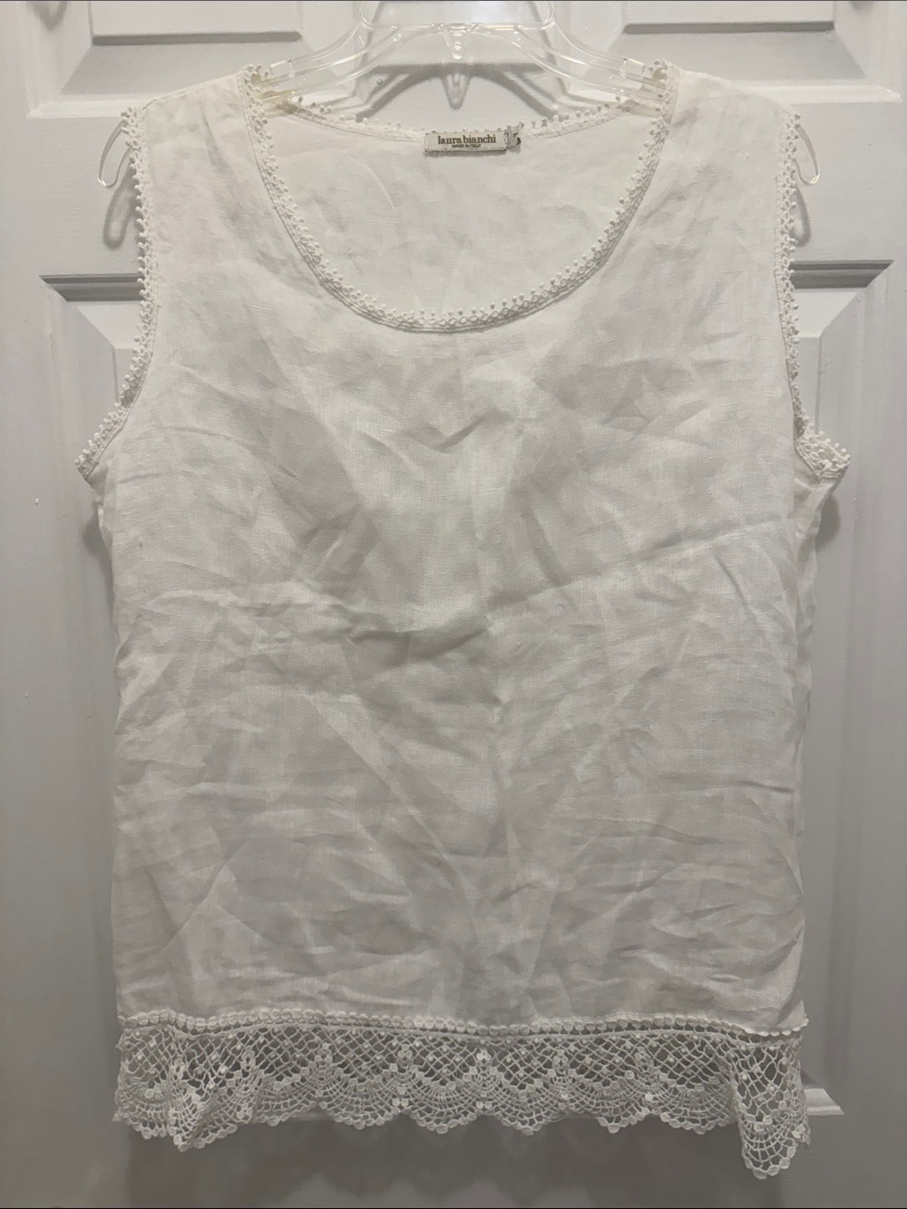 Laura Bianchi 100% linen eyelet sleeveless blouse